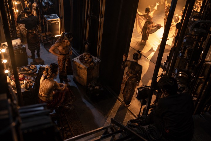 Between Performances — A different angle