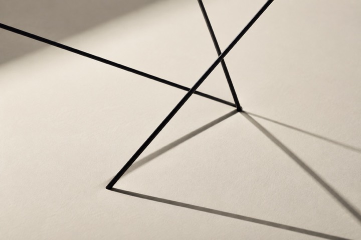 Lines that meet.